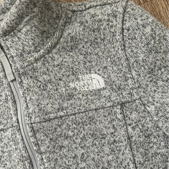 The North Face Gray Women's Jacket - Picture 2 of 4